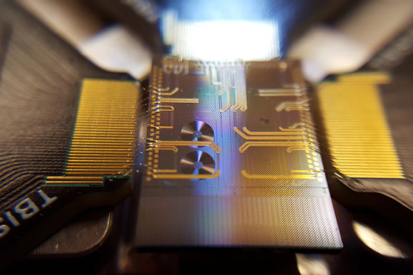 Will light be the basis for quantum computing?